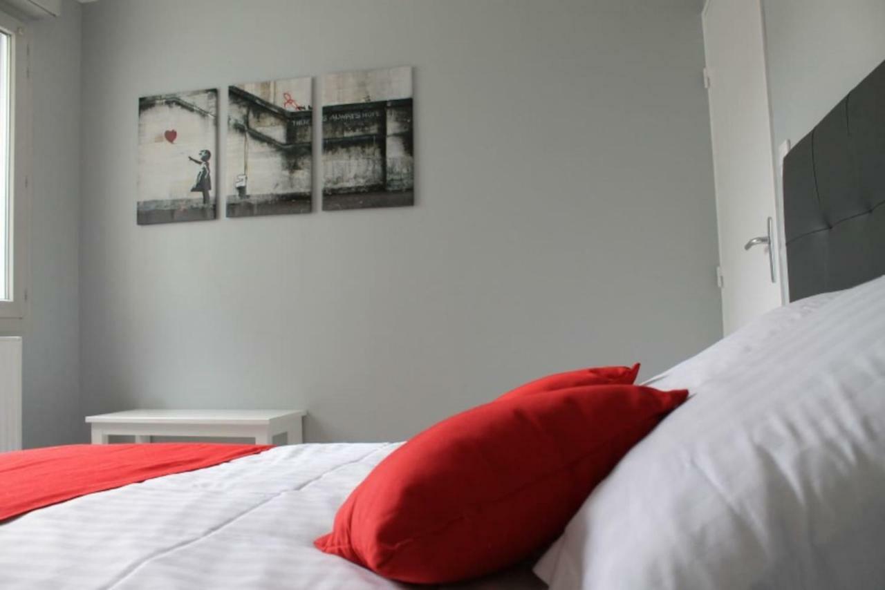 Le Petit Velotte - Un Cocon En Coeur De Ville Apartment Montbeliard Exterior photo